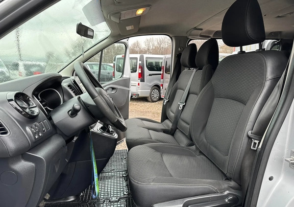 Opel Vivaro cena 69900 przebieg: 273900, rok produkcji 2016 z Piaseczno małe 781